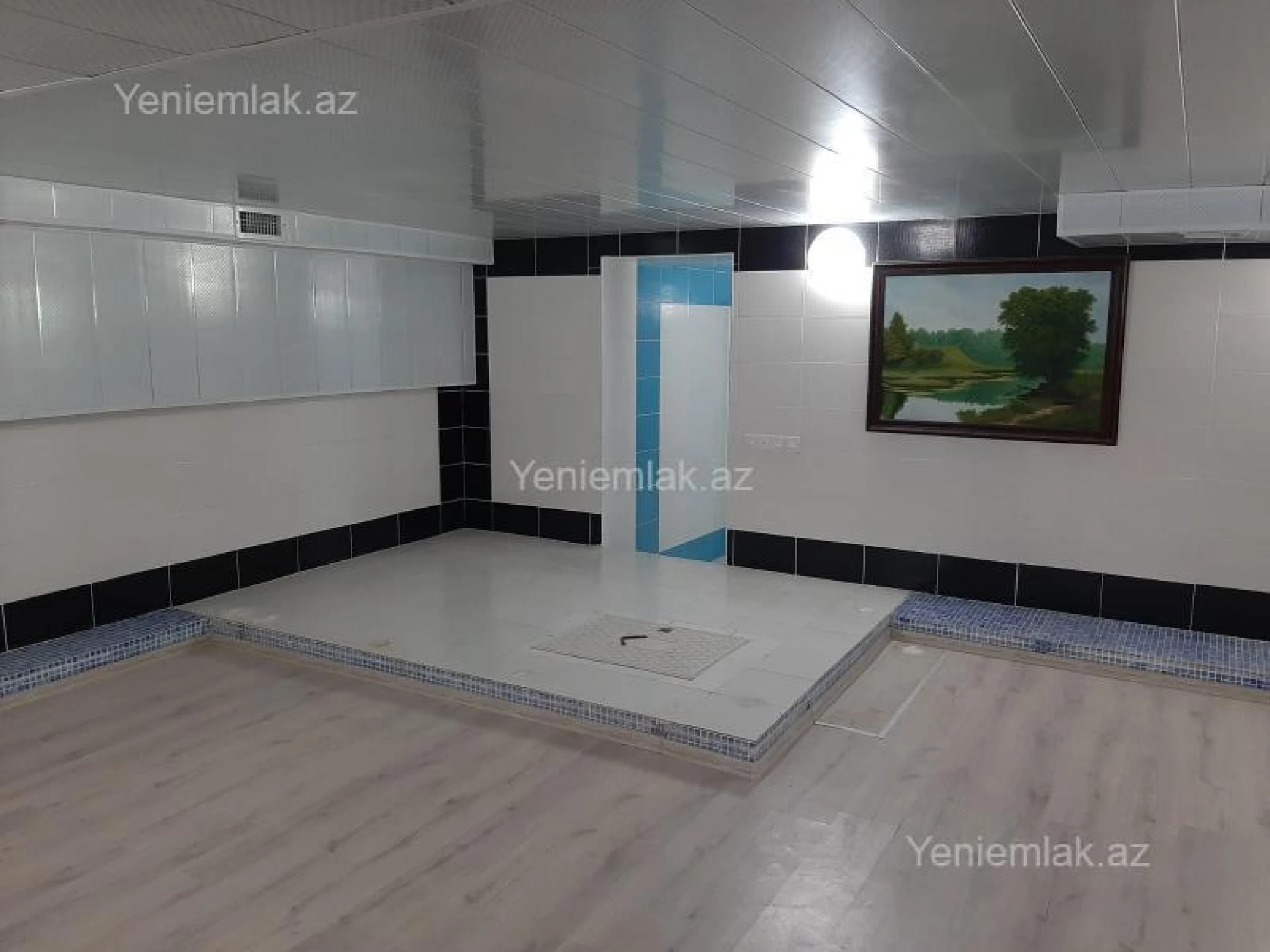 Satılır 4 otaqlı köhnə tikili 207 m²