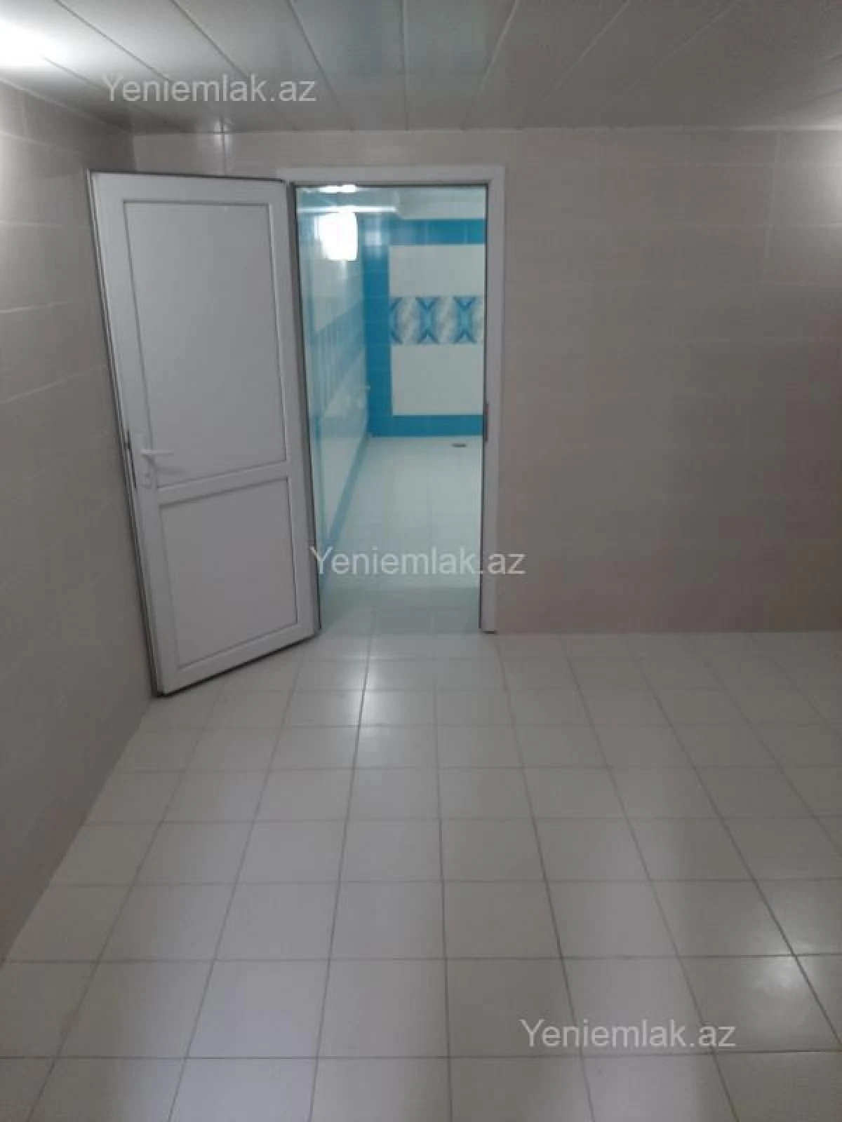 Satılır 4 otaqlı köhnə tikili 207 m²