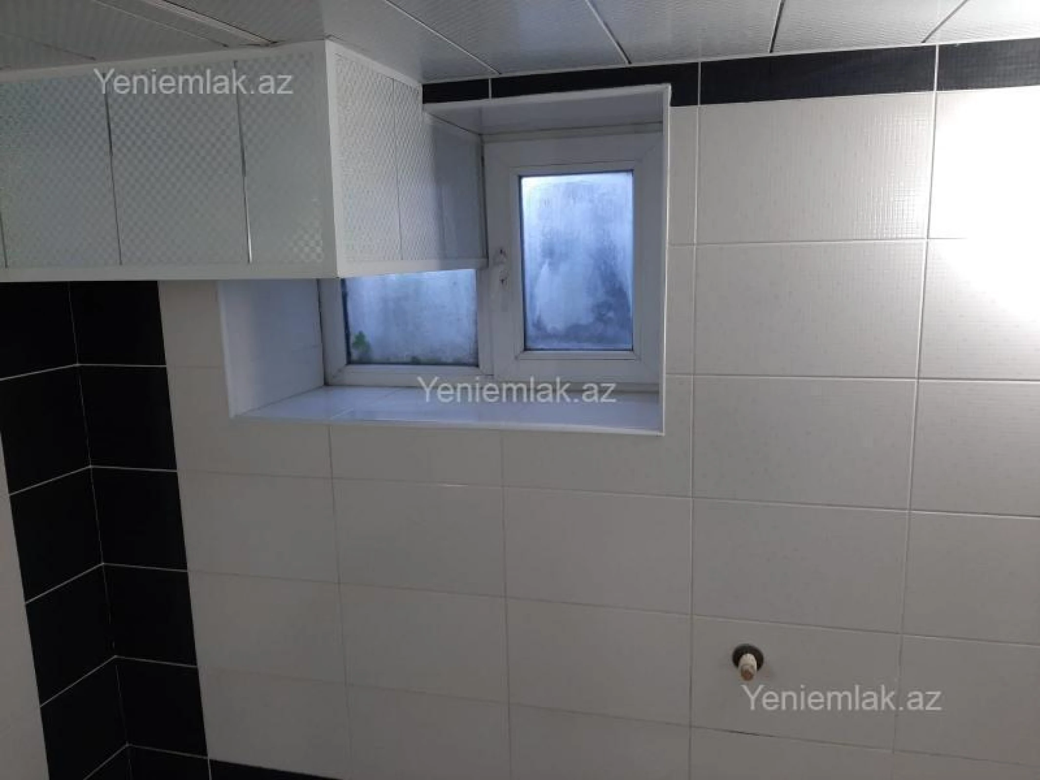 Satılır 4 otaqlı köhnə tikili 207 m²