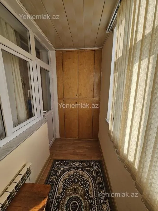 Satılır 1 otaqlı köhnə tikili 38 m²