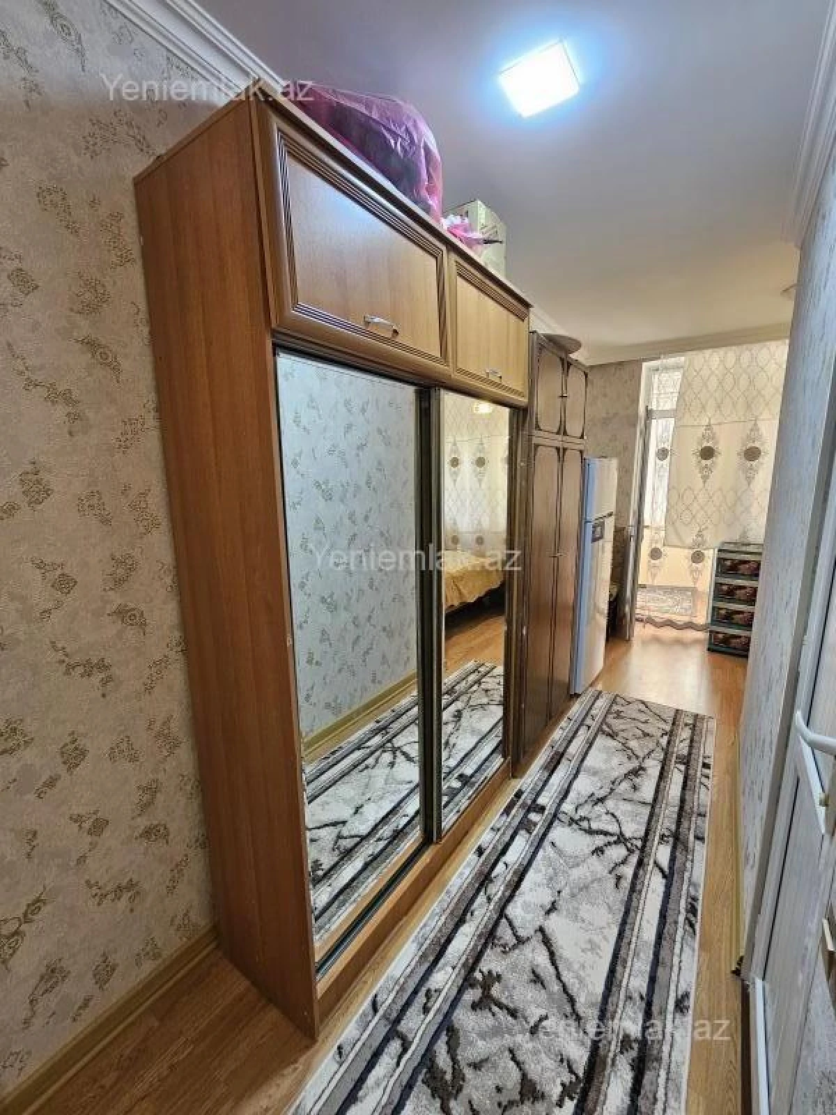 Satılır 1 otaqlı köhnə tikili 38 m²