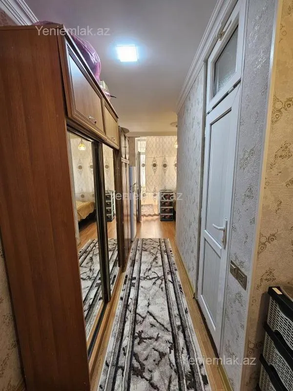 Satılır 1 otaqlı köhnə tikili 38 m²