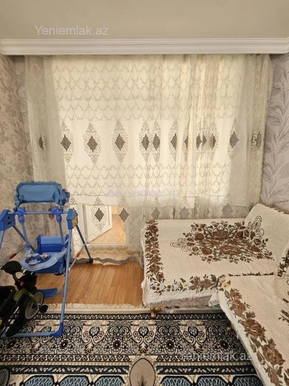 Satılır 1 otaqlı köhnə tikili 38 m²