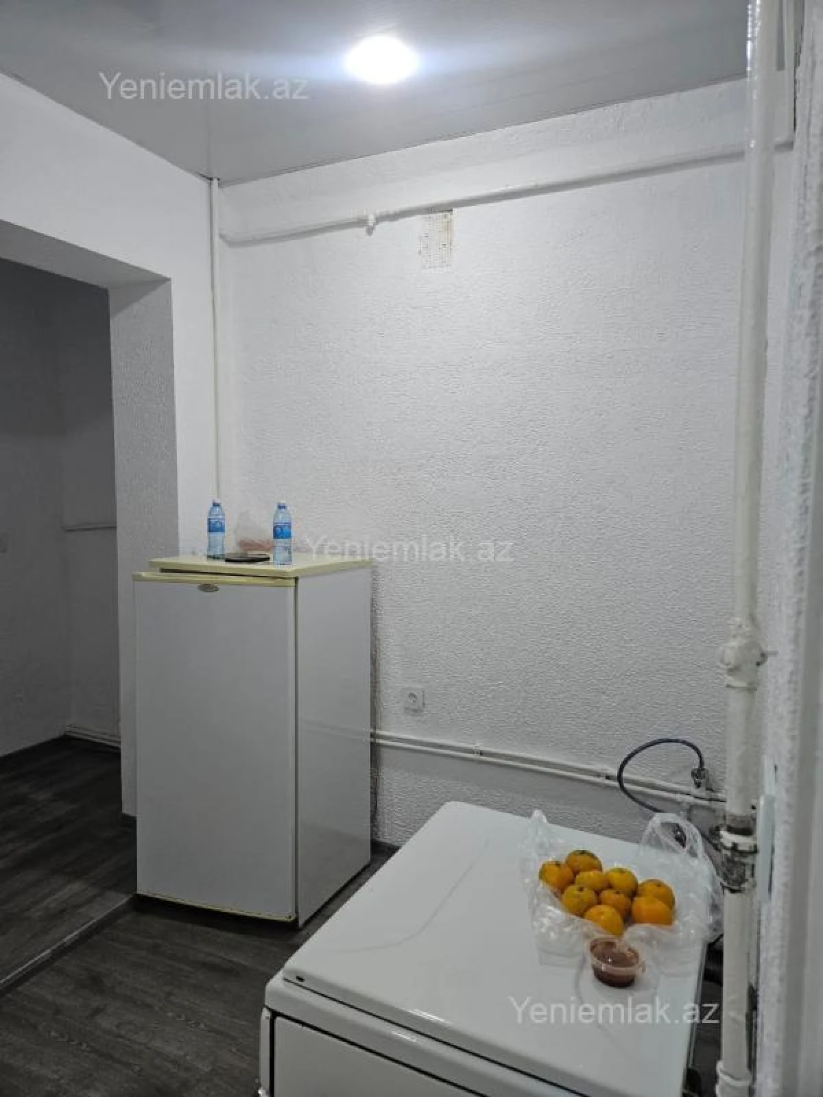 Satılır 3 otaqlı köhnə tikili 70 m²