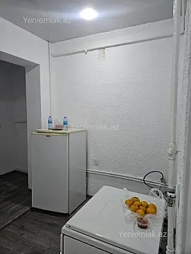 Satılır 3 otaqlı köhnə tikili 70 m²