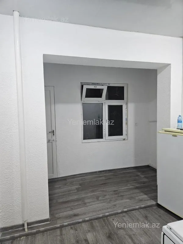 Satılır 3 otaqlı köhnə tikili 70 m²