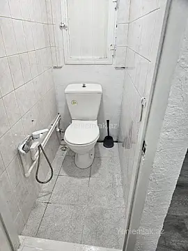 Satılır 3 otaqlı köhnə tikili 70 m²