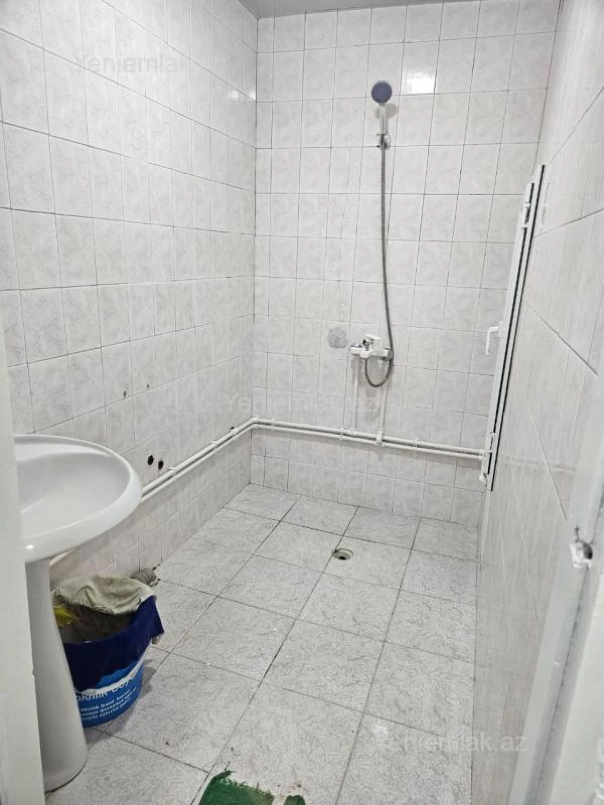 Satılır 3 otaqlı köhnə tikili 70 m²