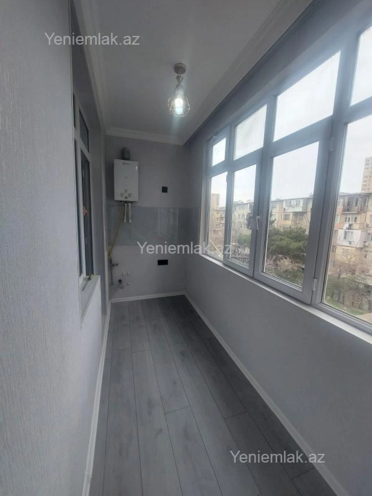 Satılır 3 otaqlı köhnə tikili 60 m²