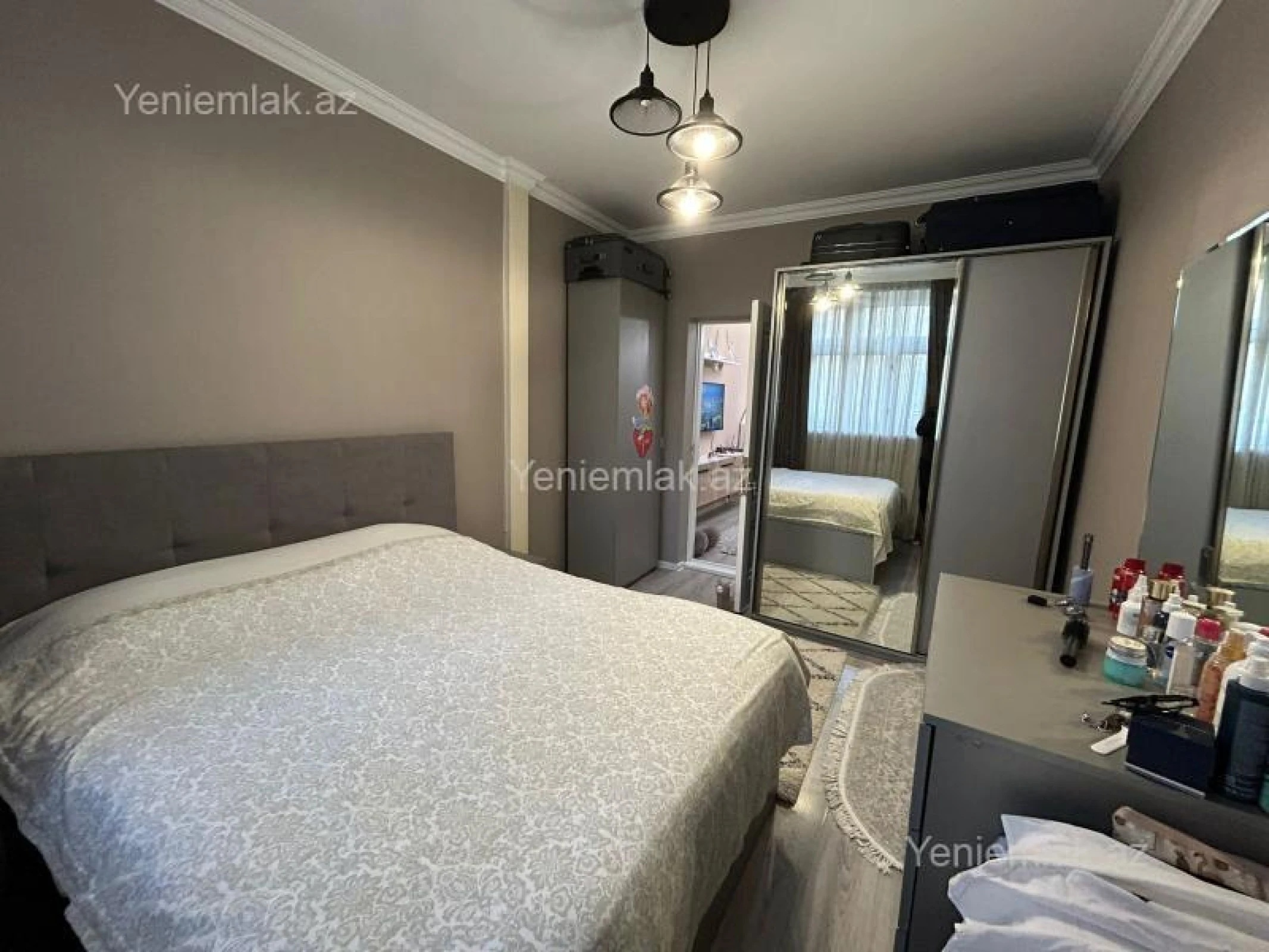 Satılır 2 otaqlı köhnə tikili 45 m²