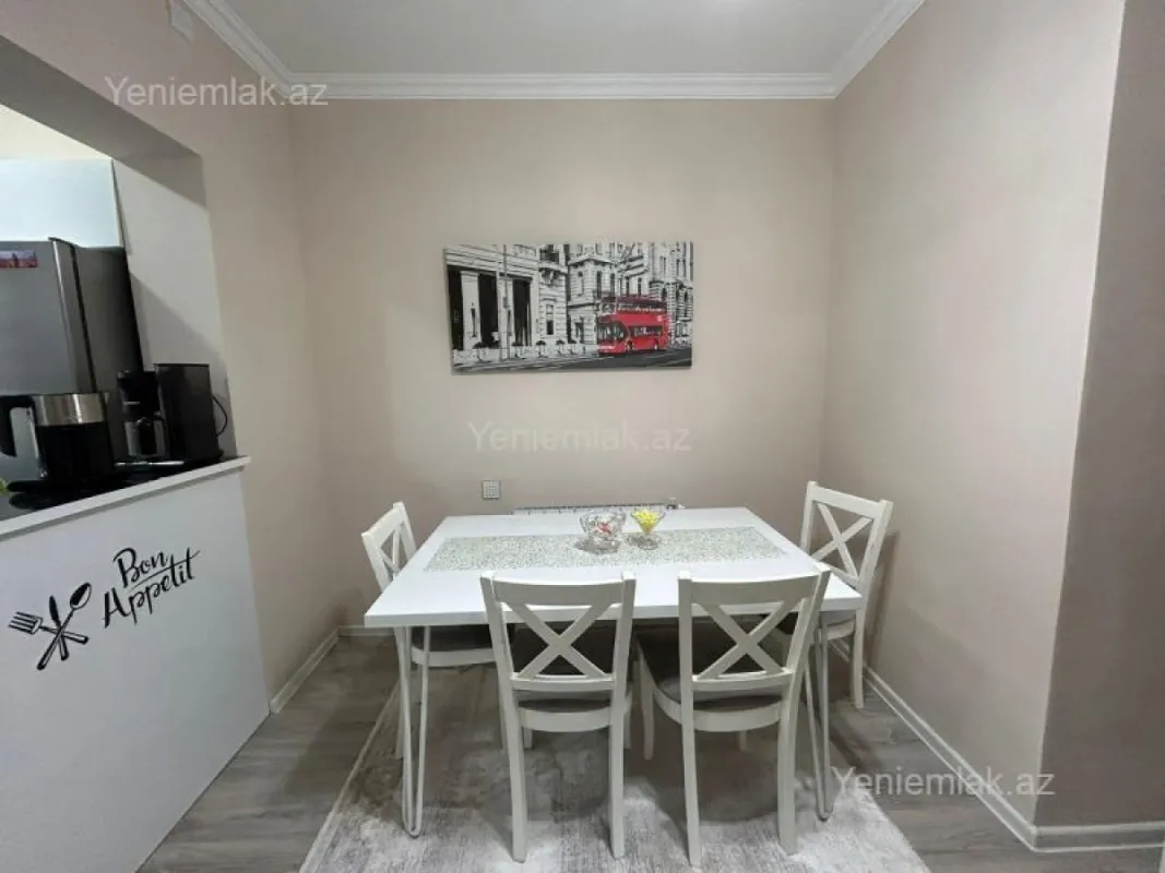 Satılır 2 otaqlı köhnə tikili 45 m²