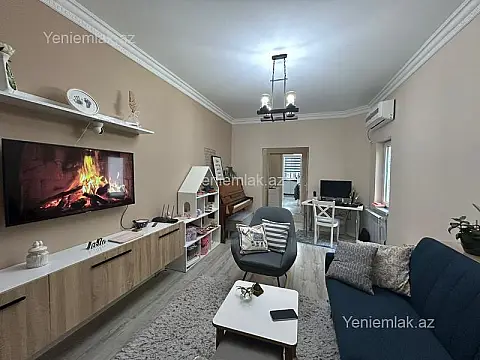 Satılır 2 otaqlı köhnə tikili 45 m²
