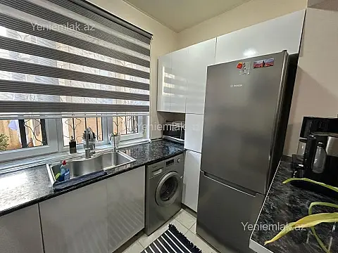 Satılır 2 otaqlı köhnə tikili 45 m²