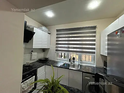 Satılır 2 otaqlı köhnə tikili 45 m²