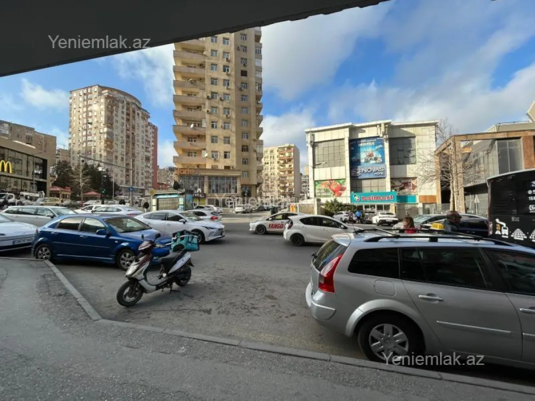 Satılır 2 otaqlı köhnə tikili 45 m²