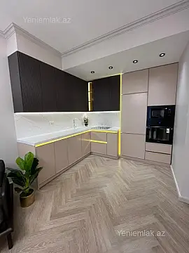 Satılır 3 otaqlı yeni tikili 97 m²