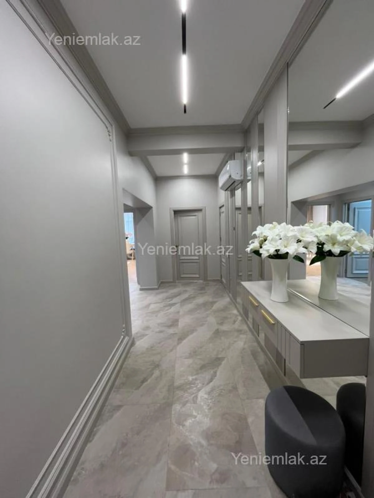 Satılır 3 otaqlı yeni tikili 97 m²