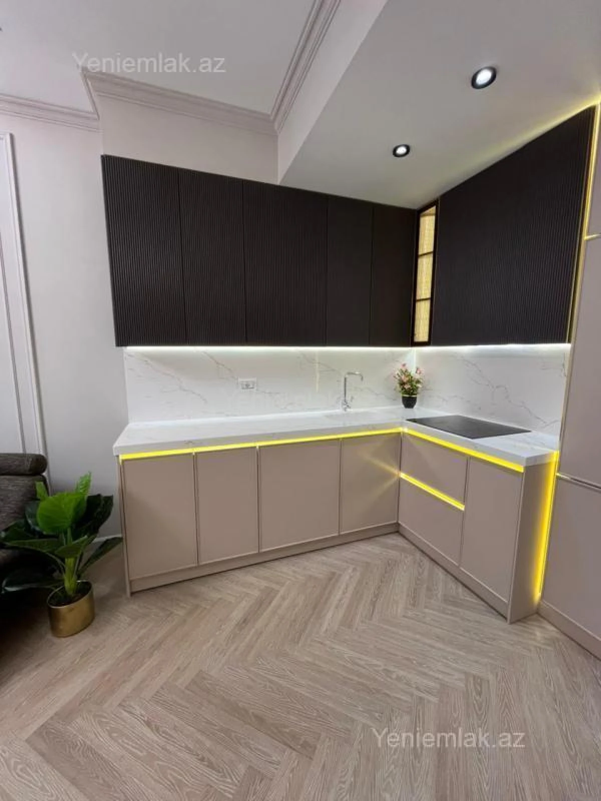 Satılır 3 otaqlı yeni tikili 97 m²