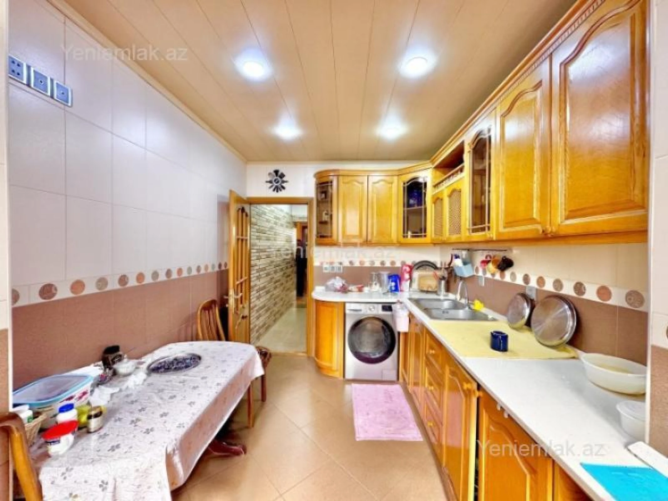 Satılır 3 otaqlı köhnə tikili 90 m²