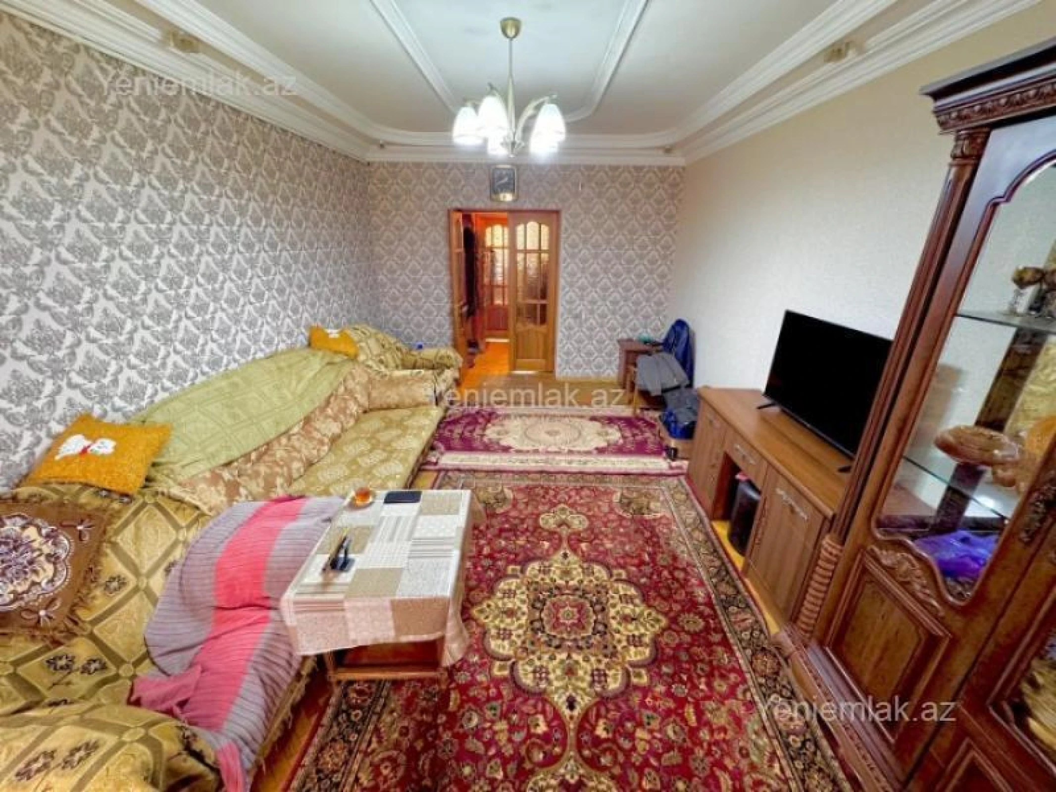 Satılır 3 otaqlı köhnə tikili 90 m²