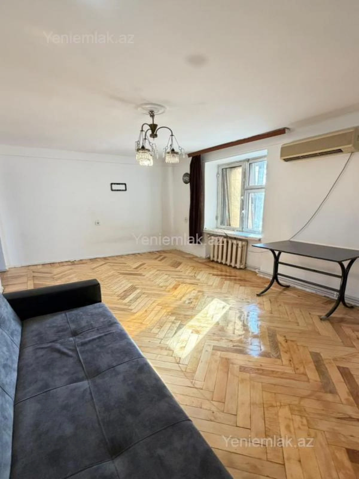 Satılır 1 otaqlı köhnə tikili 35 m²