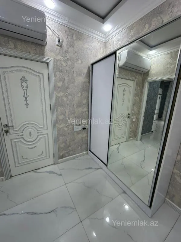 Satılır 2 otaqlı yeni tikili 100 m²