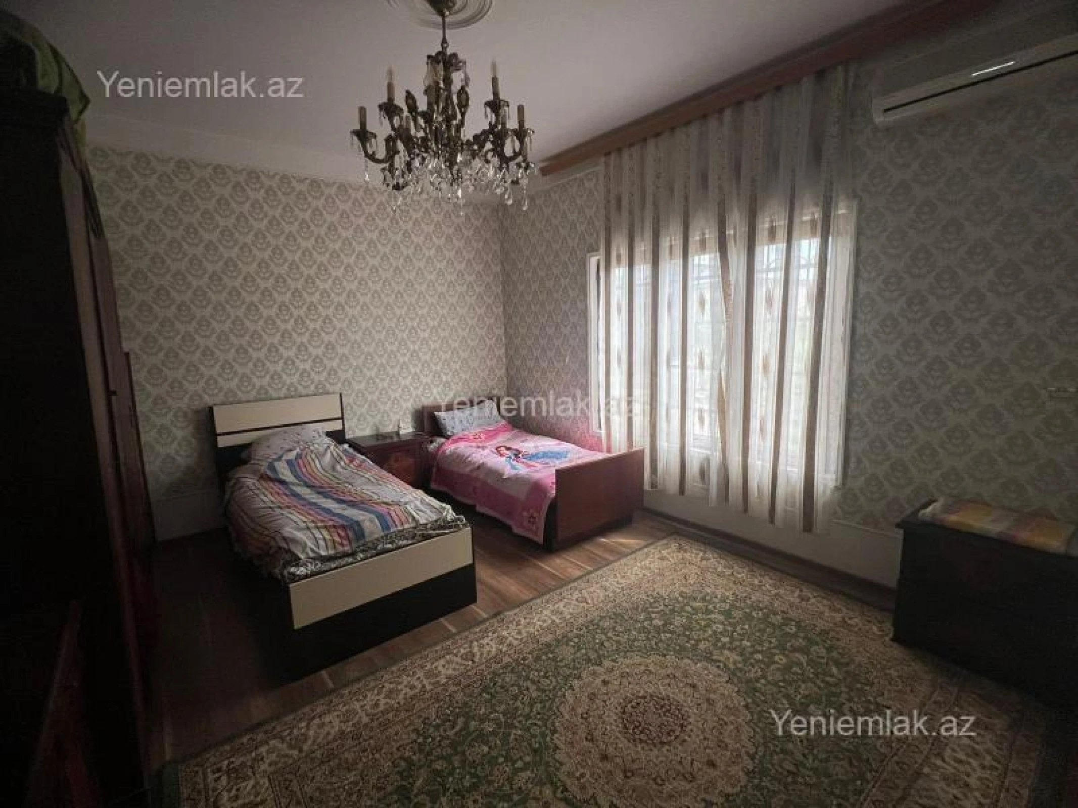 Satılır 5 otaqlı həyət evi 230 m²