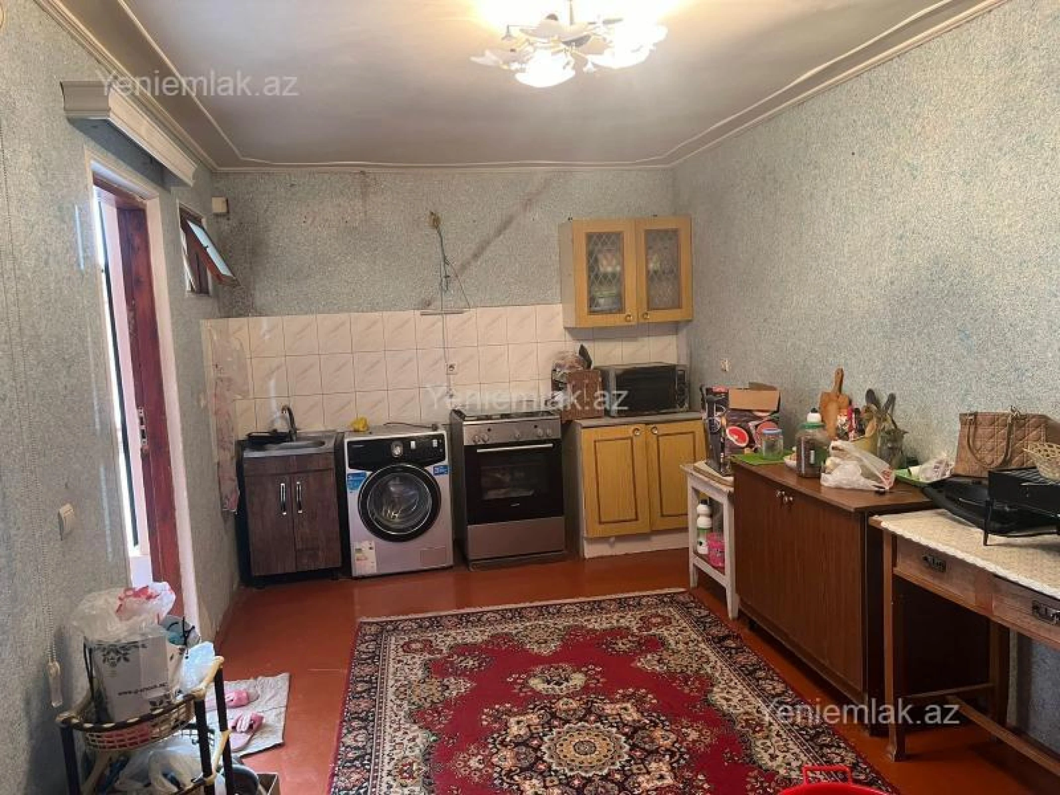 Satılır 5 otaqlı həyət evi 230 m²