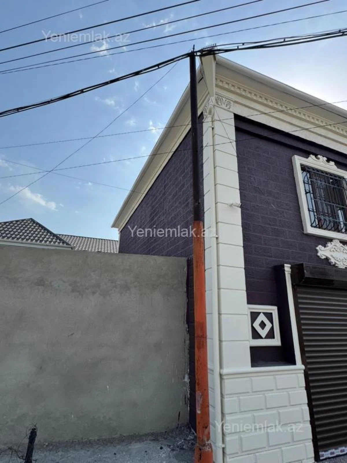 Satılır 5 otaqlı həyət evi 230 m²