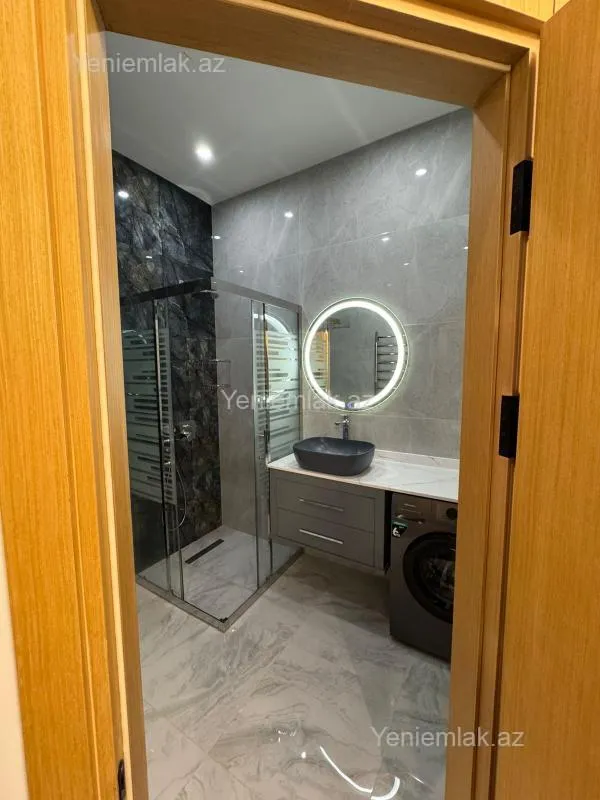 Satılır 2 otaqlı yeni tikili 95 m²