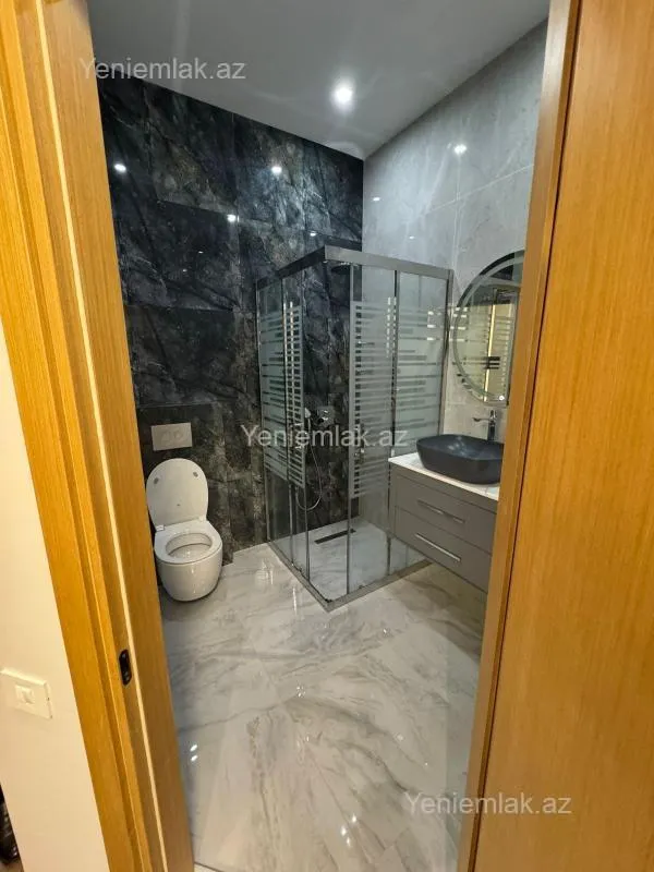 Satılır 2 otaqlı yeni tikili 95 m²