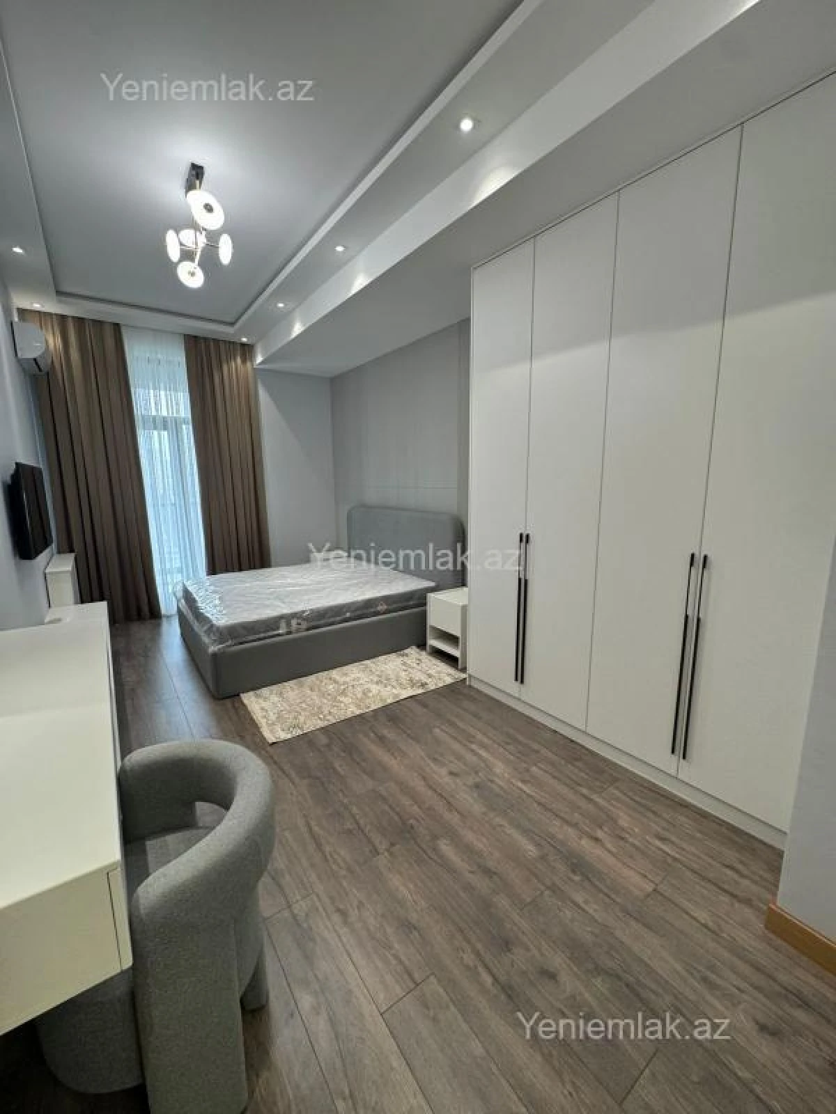 Satılır 2 otaqlı yeni tikili 95 m²
