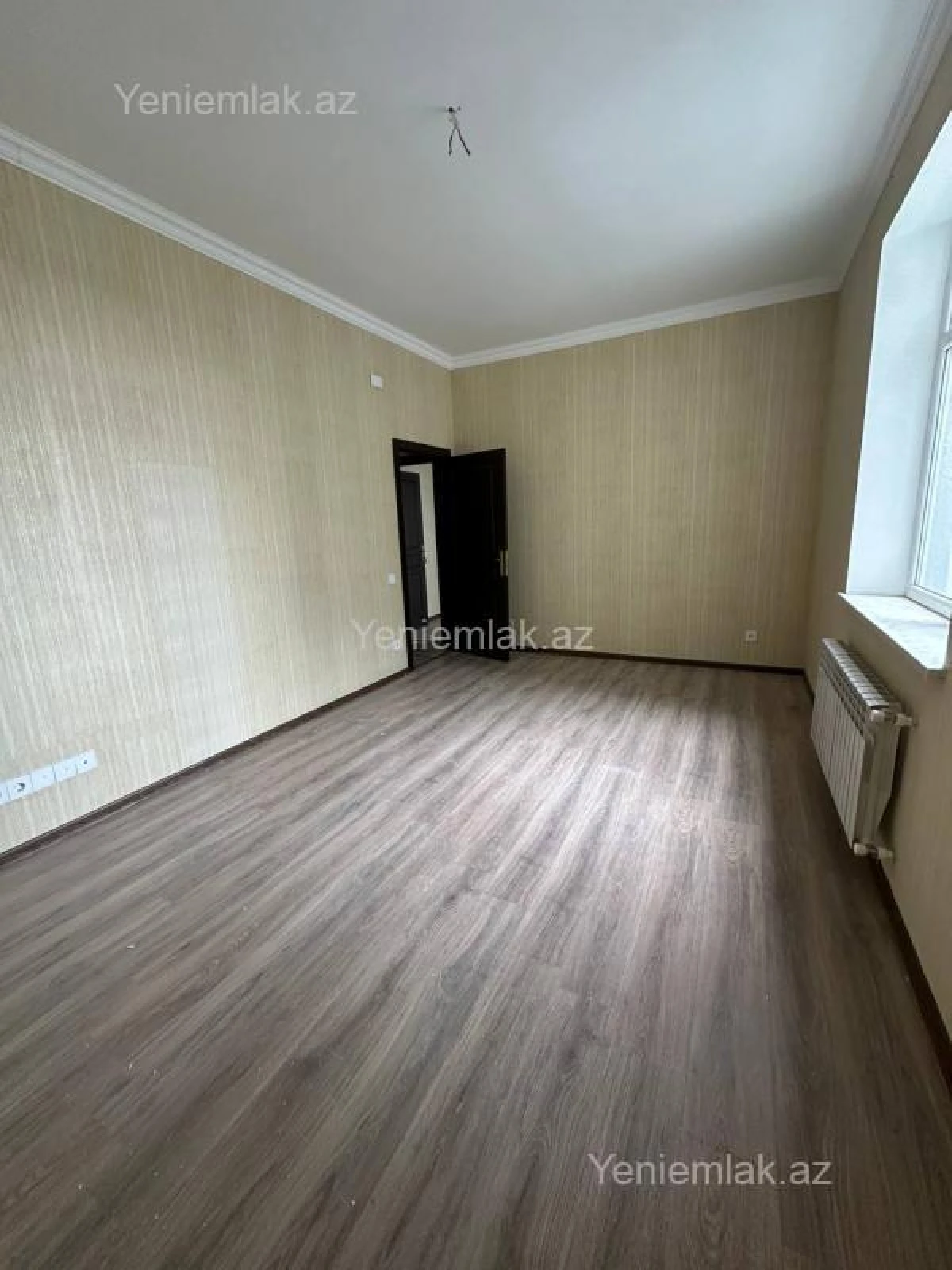 Satılır 3 otaqlı yeni tikili 77 m²