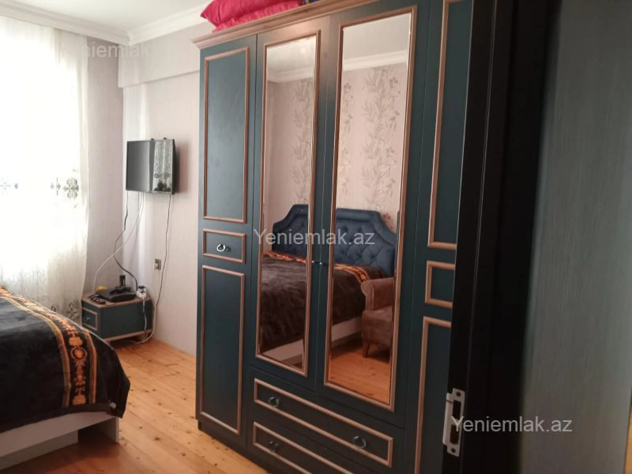 Satılır 3 otaqlı yeni tikili 80 m²
