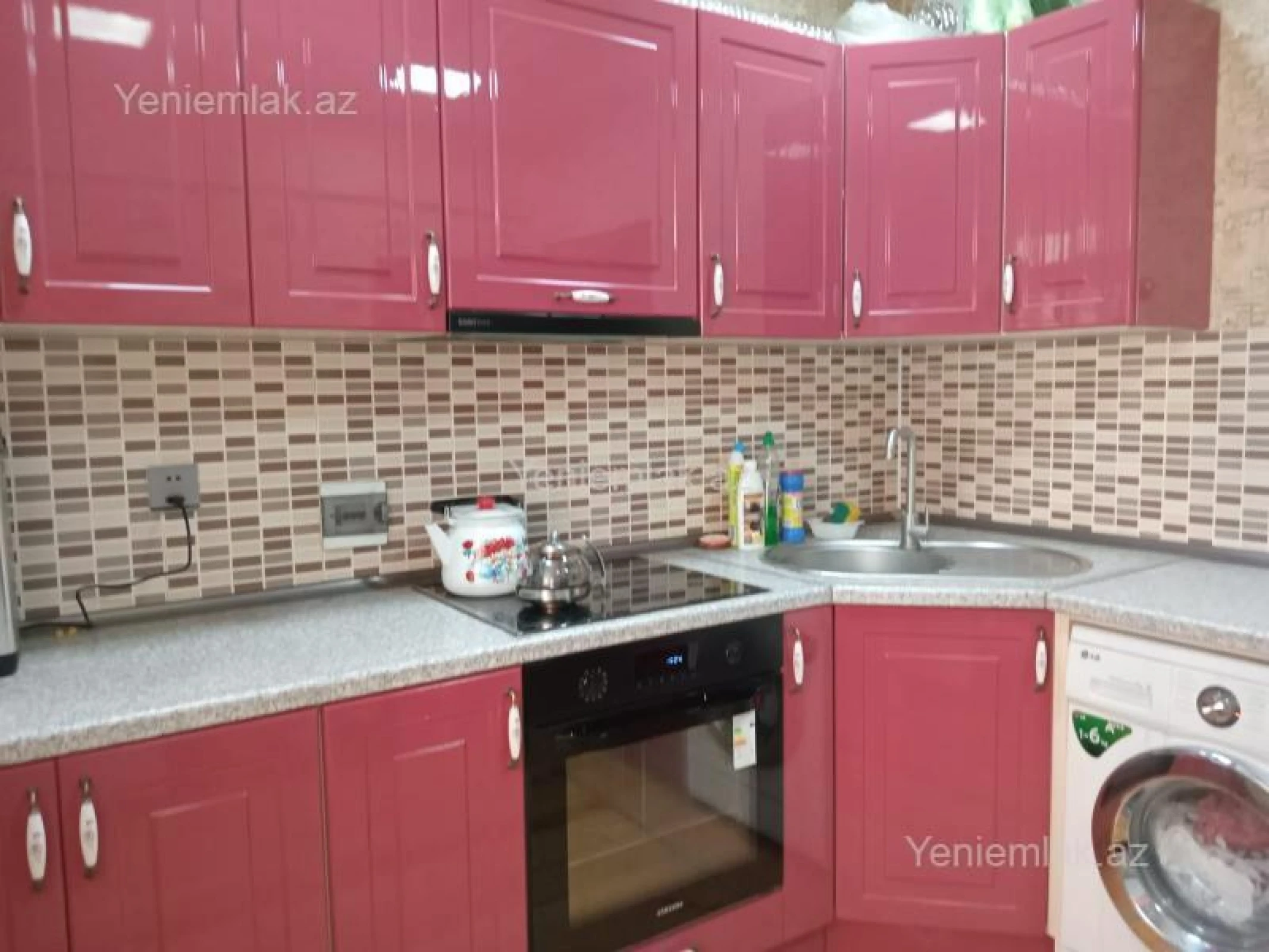 Satılır 3 otaqlı yeni tikili 80 m²