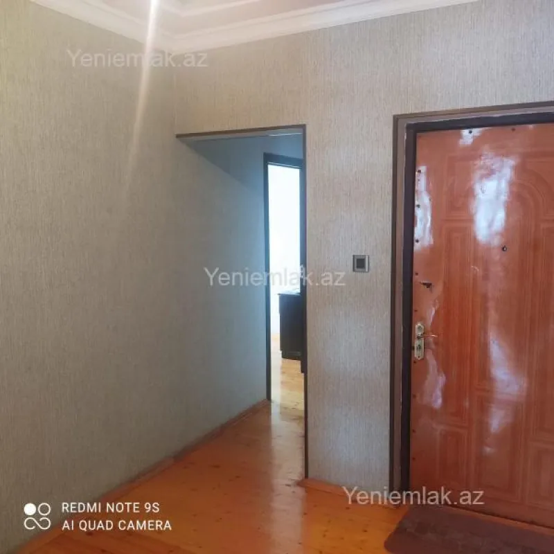 Satılır 3 otaqlı yeni tikili 80 m²