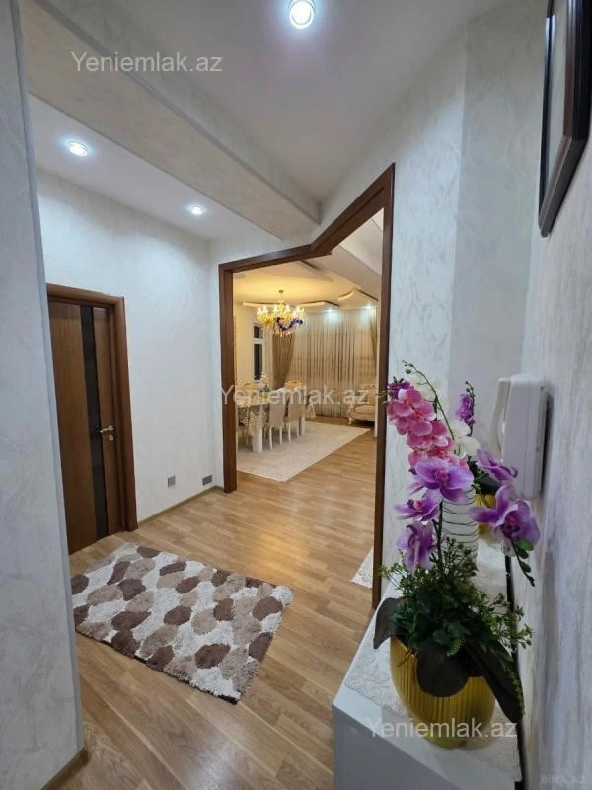 Satılır 3 otaqlı yeni tikili 110 m²
