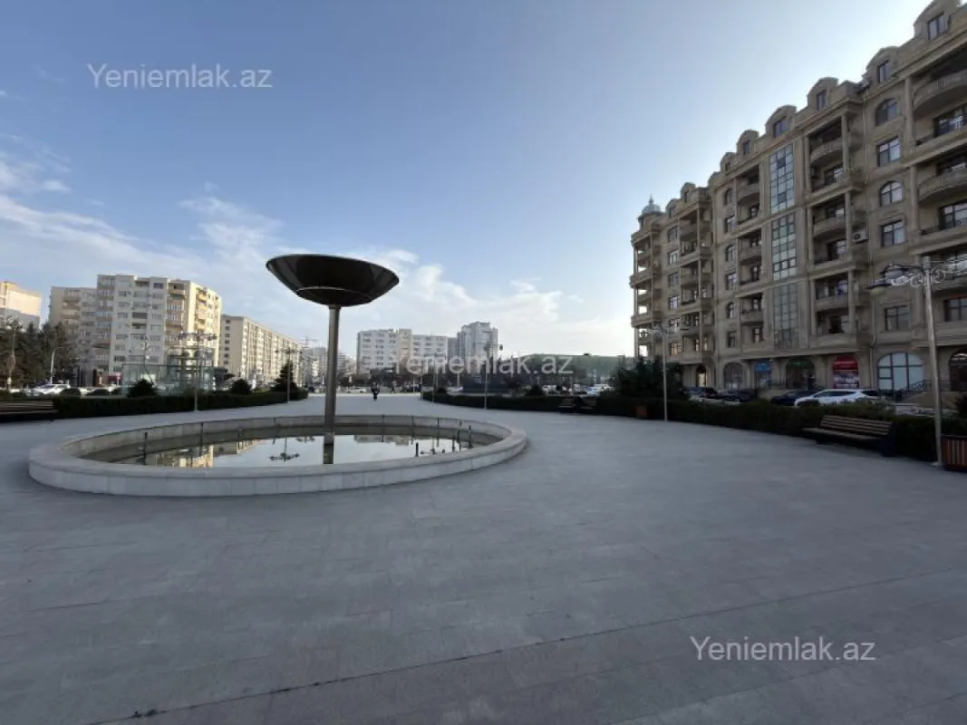 Satılır 4 otaqlı yeni tikili 180 m²