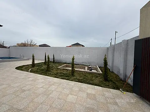Satılır 3 otaqlı həyət evi 250 m²