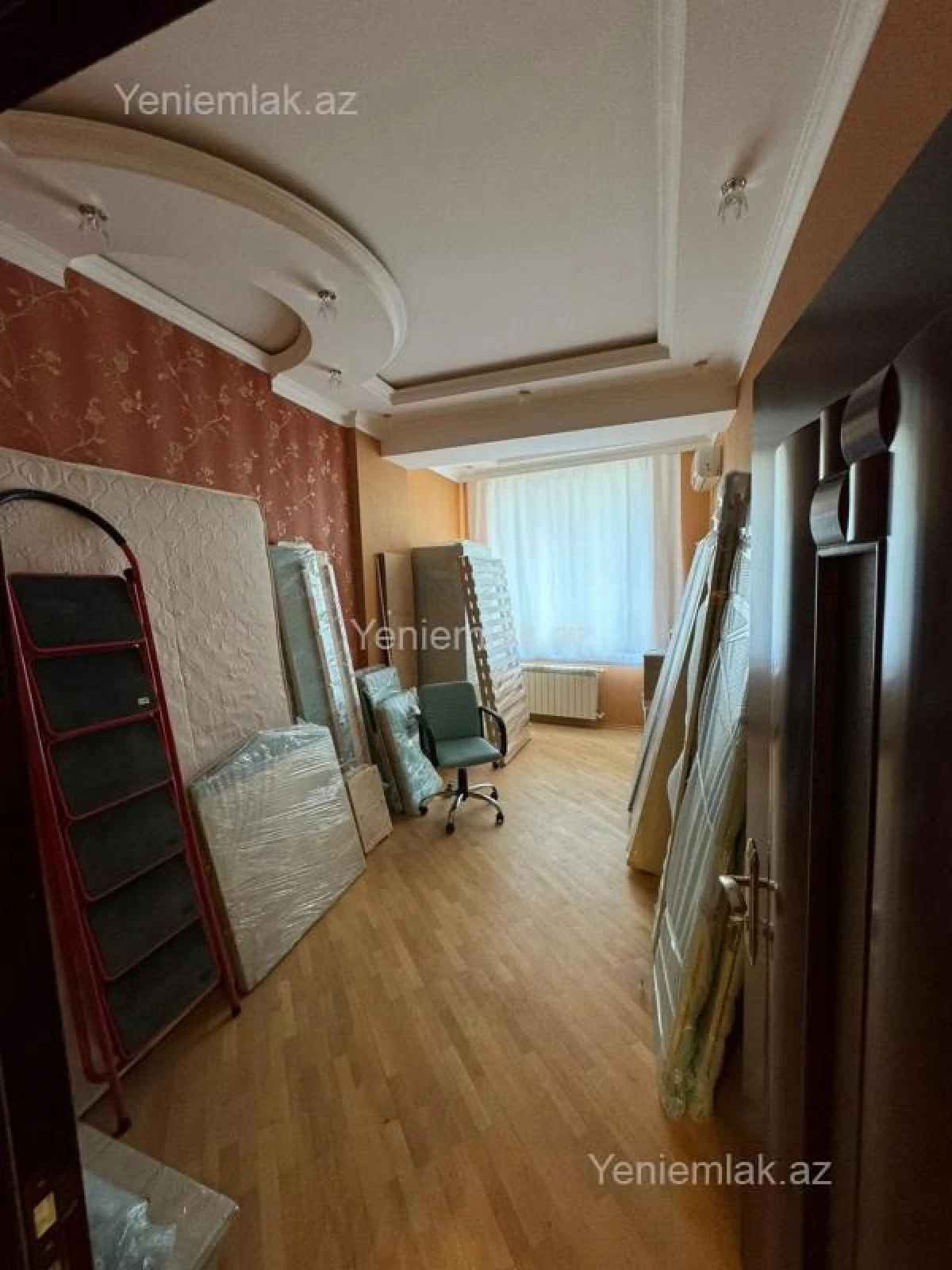 Satılır 3 otaqlı yeni tikili 120 m²