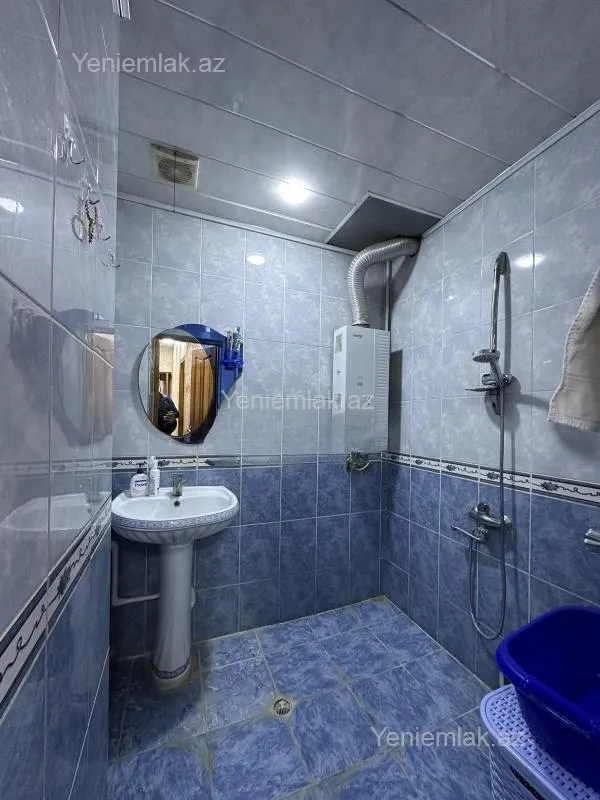 Satılır 3 otaqlı köhnə tikili 60 m²