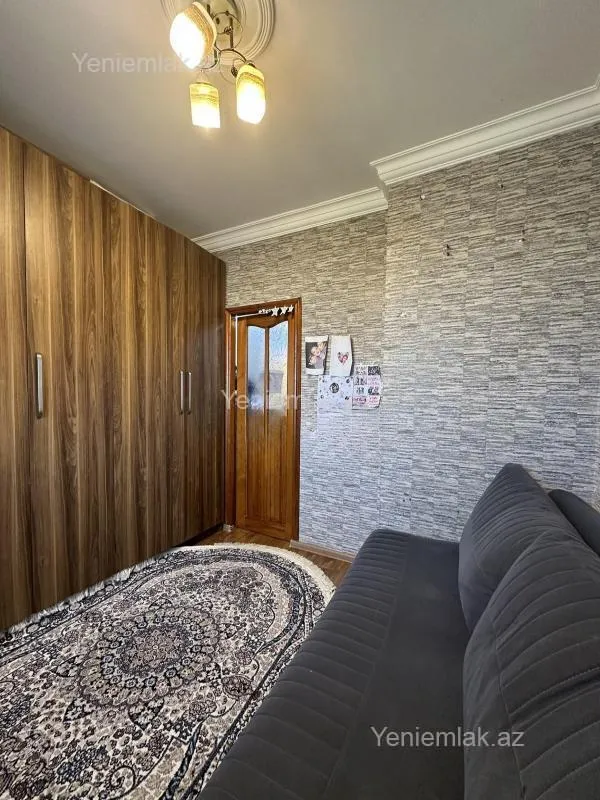 Satılır 3 otaqlı köhnə tikili 60 m²