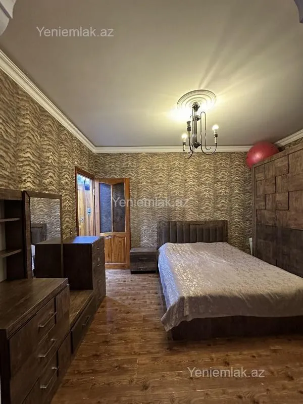 Satılır 3 otaqlı köhnə tikili 60 m²