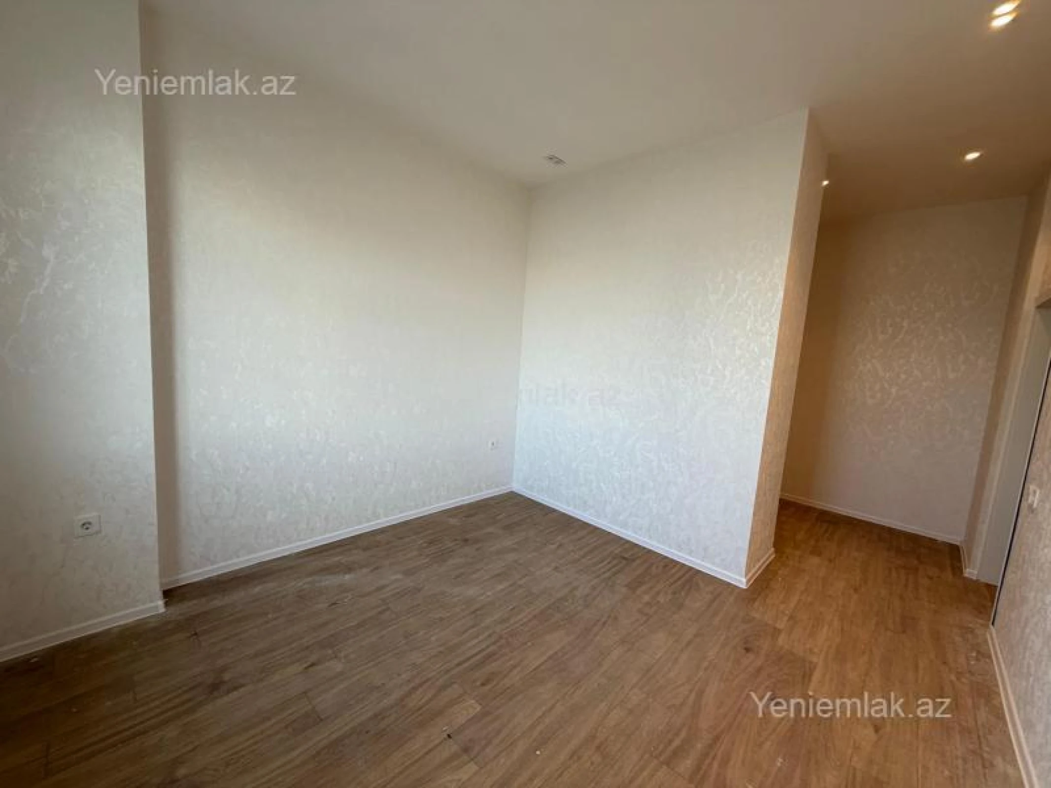 Satılır 2 otaqlı yeni tikili 85 m²