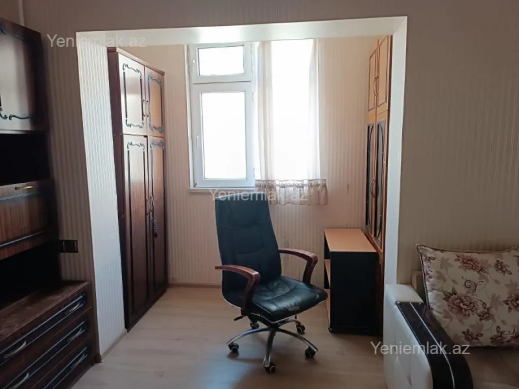 Satılır 2 otaqlı köhnə tikili 60 m²