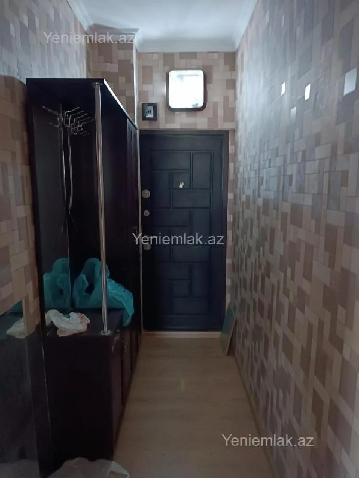 Satılır 2 otaqlı köhnə tikili 60 m²