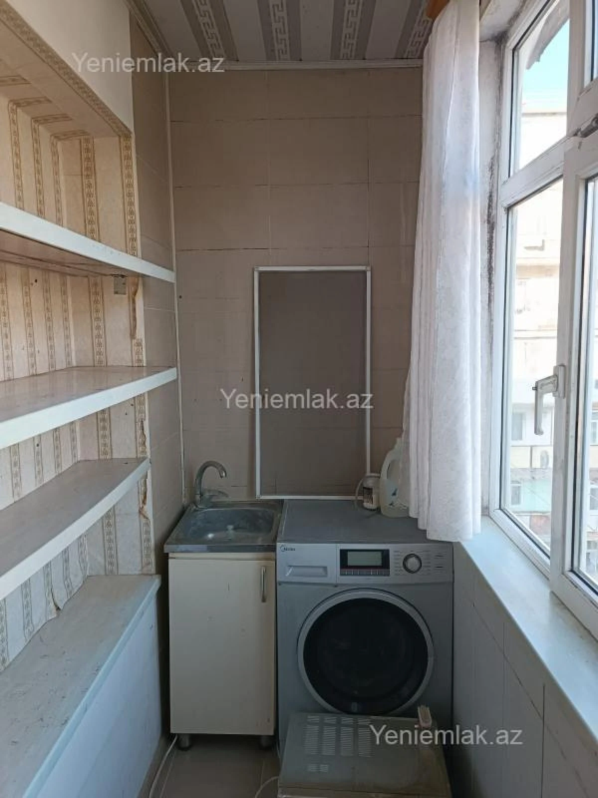 Satılır 2 otaqlı köhnə tikili 60 m²