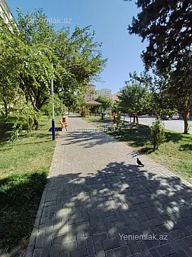 Satılır 2 otaqlı köhnə tikili 60 m²