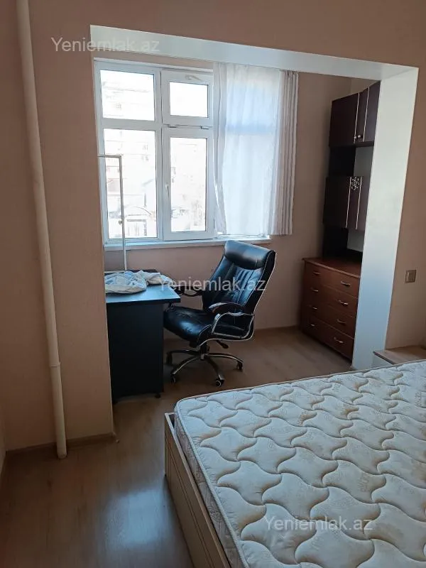 Satılır 2 otaqlı köhnə tikili 60 m²