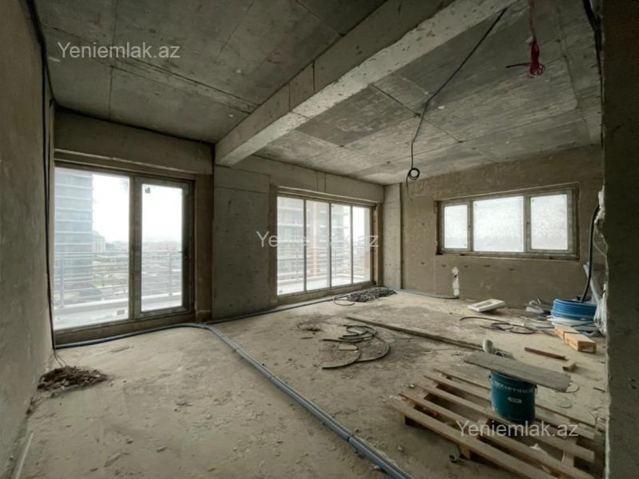 Satılır 3 otaqlı yeni tikili 157 m²